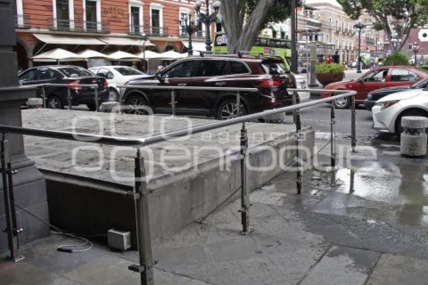 MAQUETA DE BRONCE . CENTRO HISTÓRICO