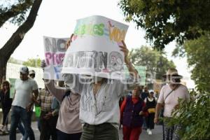 TLAXCALA . MANIFESTACIÓN AUTOTREN