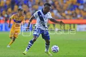 FÚTBOL . TIGRES VS CLUB PUEBLA