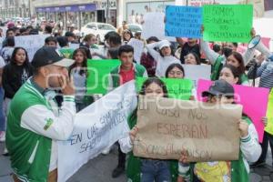 MANIFESTACIÓN . AGRESIÓN ALUMNO