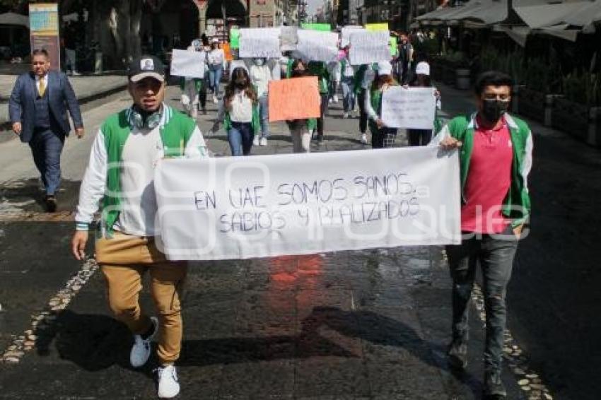 MANIFESTACIÓN . AGRESIÓN ALUMNO