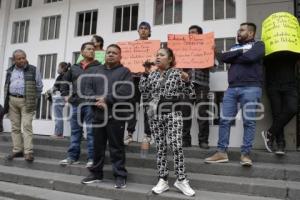 COMERCIANTES DE AMALUCAN . PROTESTA