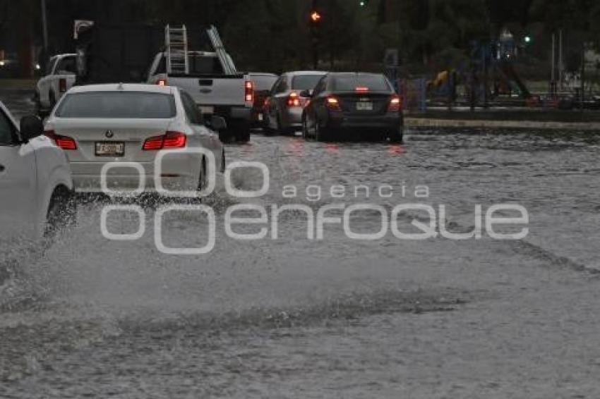 LLUVIAS . INUNDACIÓN