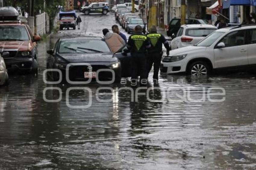 LLUVIAS . INUNDACIÓN
