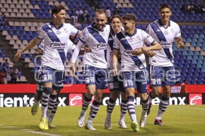 FÚTBOL . CLUB PUEBLA VS SANTOS