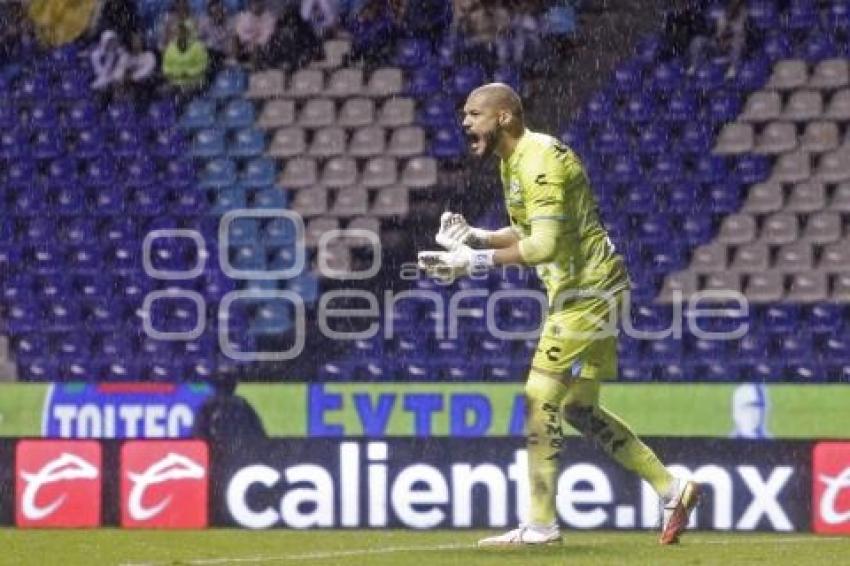 FÚTBOL . CLUB PUEBLA VS SANTOS