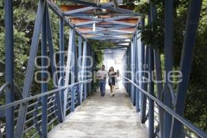 PUENTE PEATONAL . BULEVAR 5 DE MAYO