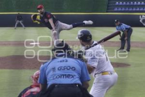 BÉISBOL . PERICOS VS AGUILAS