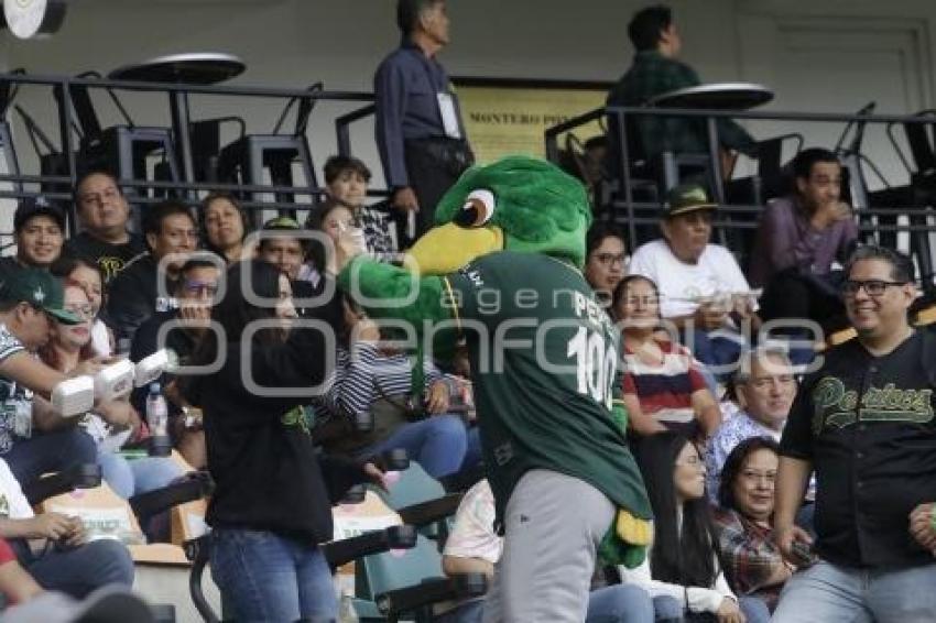 BÉISBOL . PERICOS VS AGUILAS