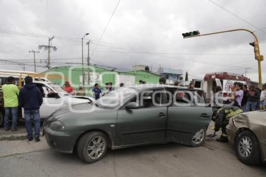 ACCIDENTE . CARRERA FEDERAL TEHUACÁN