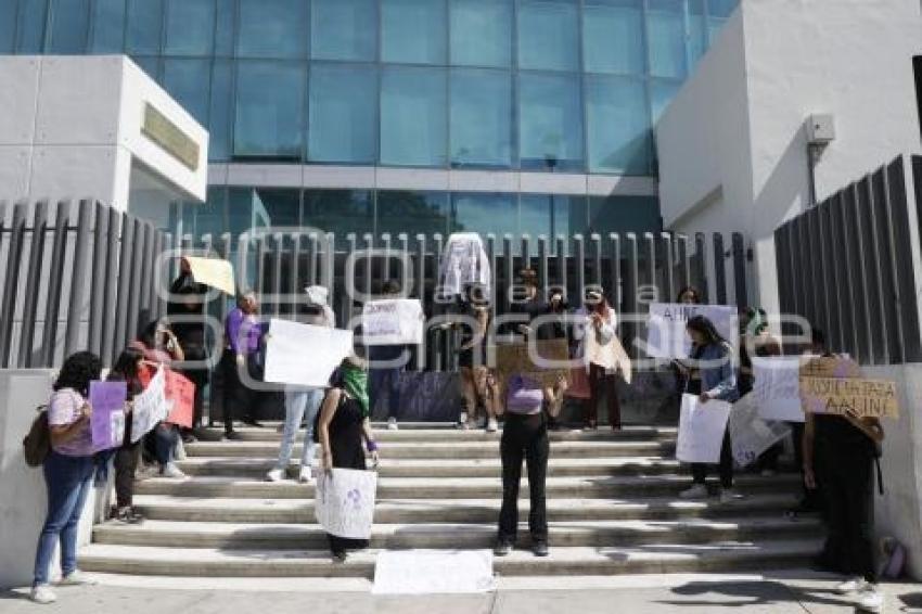 MANIFESTACIÓN FEMINICIDIO