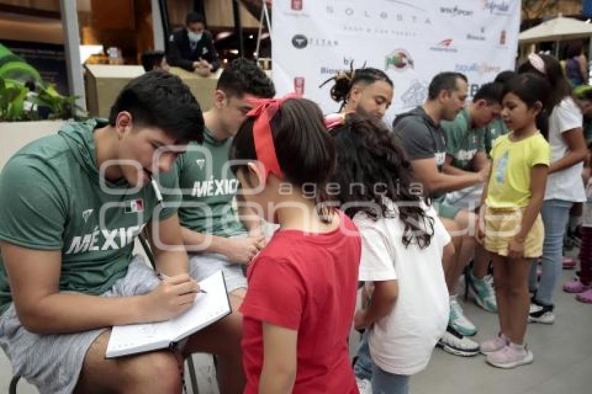 BASQUETBOL . FIRMA DE AUTÓGRAFOS