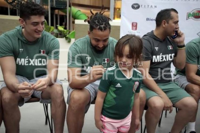 BASQUETBOL . FIRMA DE AUTÓGRAFOS