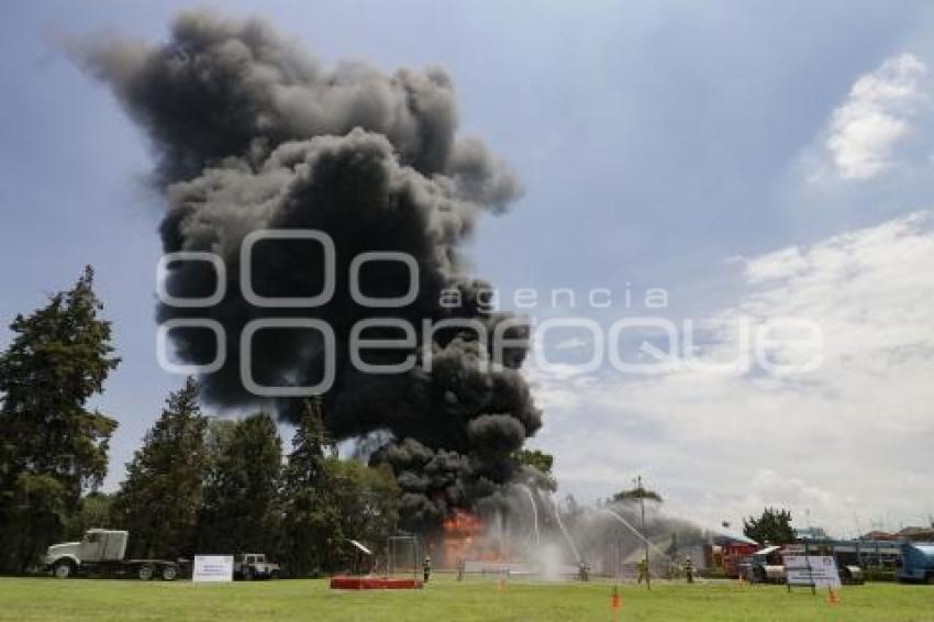 SIMULACRO DE EMERGENCIA QUÍMICA