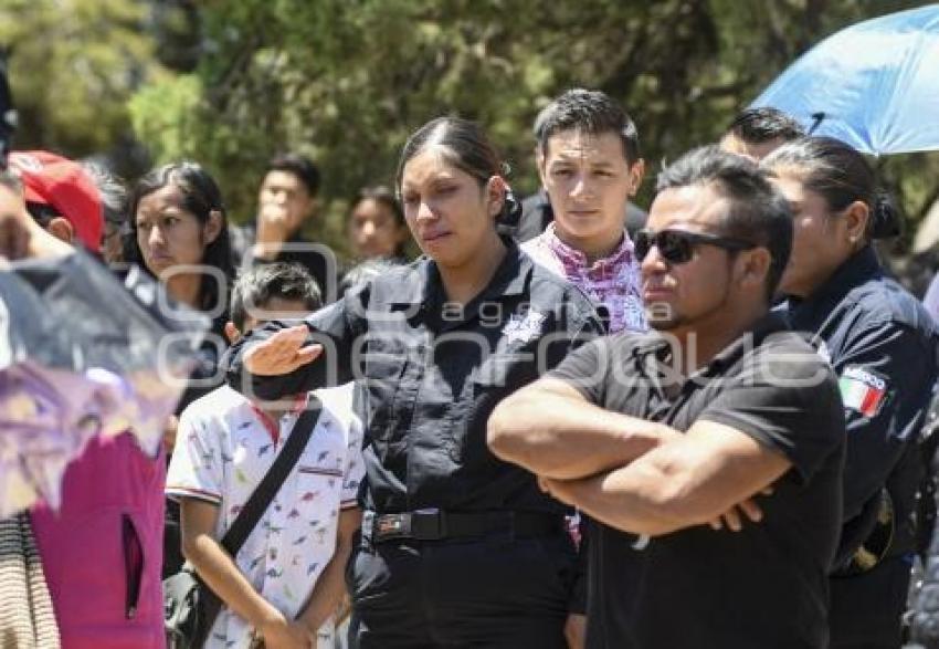 TLAXCALA . SEPELIO POLICÍA