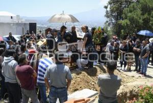 TLAXCALA . SEPELIO POLICÍA