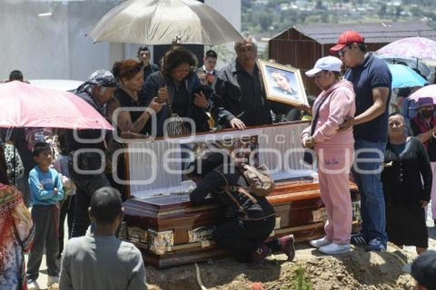 TLAXCALA . SEPELIO POLICÍA