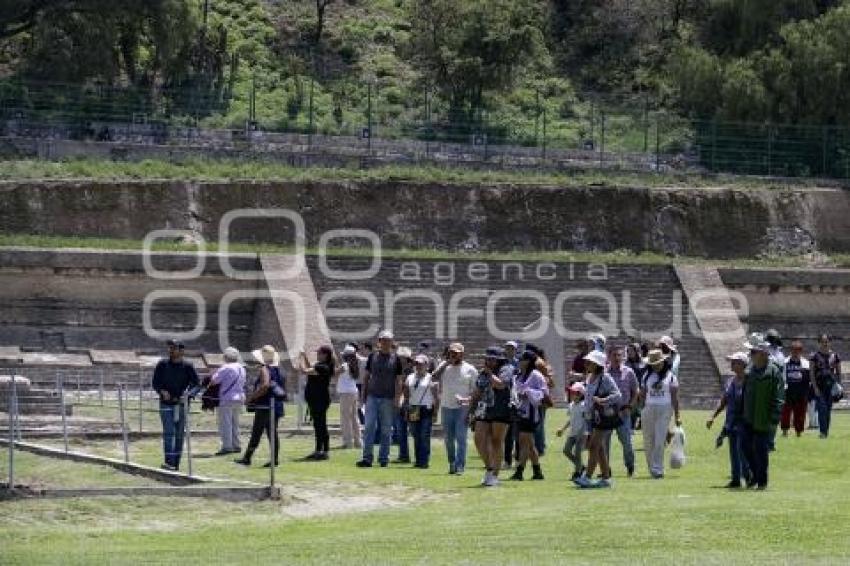 CHOLULA . ZONA ARQUEOLÓGICA