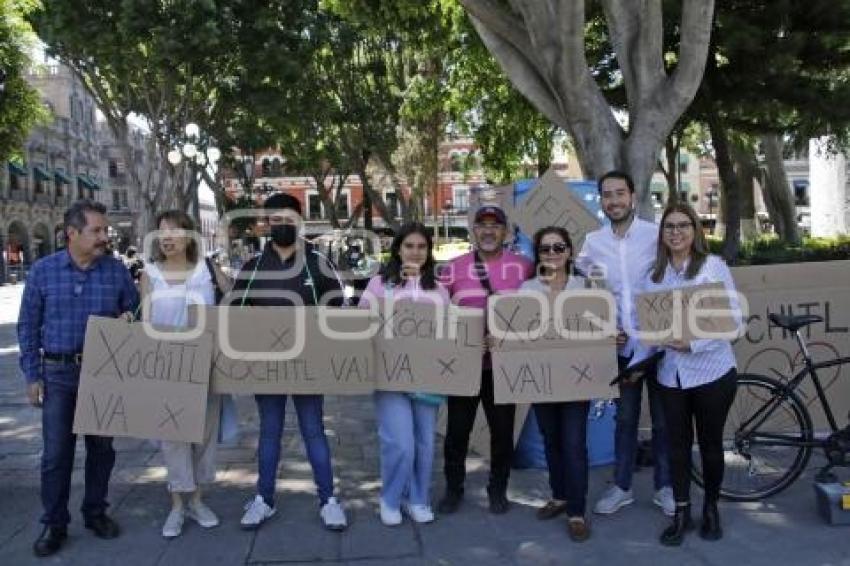 FIRMAS . XÓCHITL GÁLVEZ