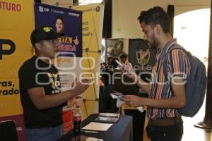 EXPO BECAS DE UNIVERSIDADES