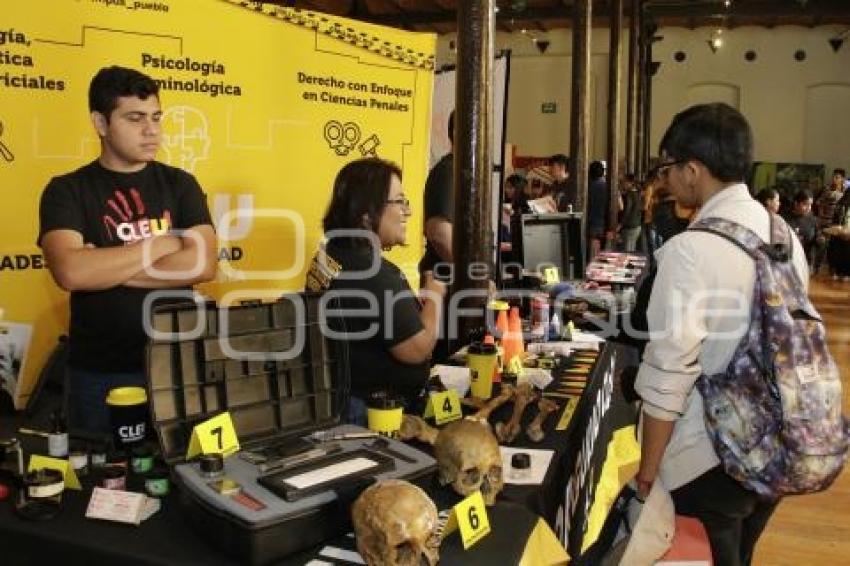 EXPO BECAS DE UNIVERSIDADES