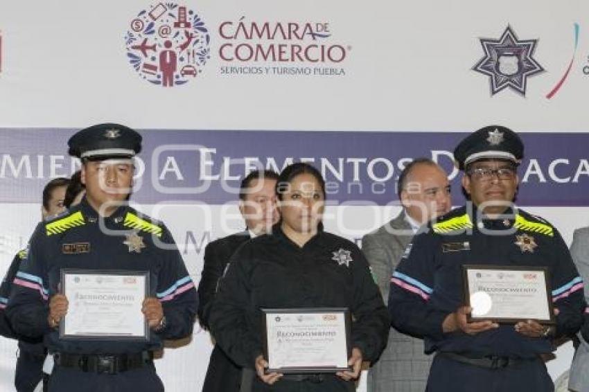 CANACO . RECONOCIMIENTOS A POLICÍAS