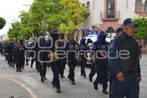 TEHUACÁN . PROTESTA POLICÍAS