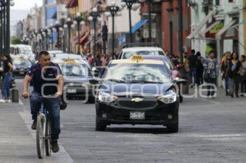 CALLE PEATONAL . 16 DE SEPTIEMBRE