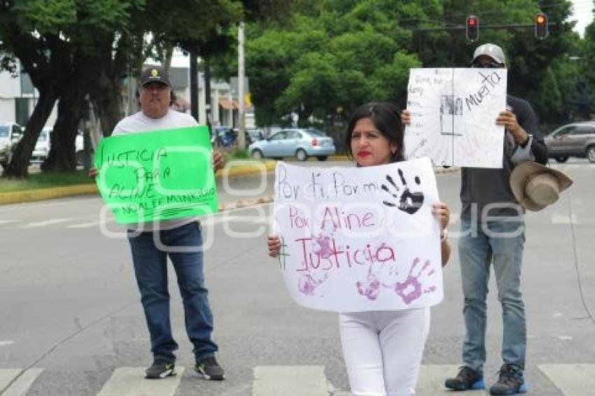 MANIFESTACIÓN FEMINICIDIO