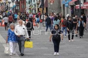 CALLE PEATONAL . 16 DE SEPTIEMBRE