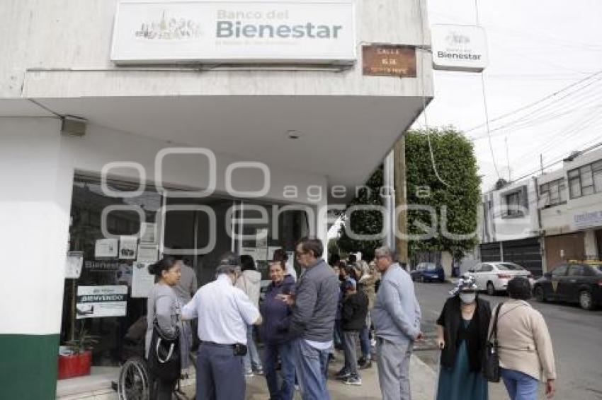 BANCO DEL BIENESTAR . FILAS