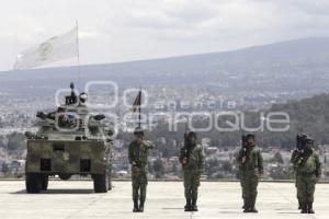 EJÉRCITO . CEREMONIA CURSO DE BLINDAJE