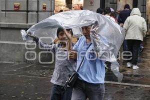 CLIMA . LLUVIA