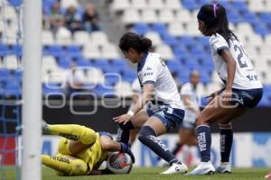 FÚTBOL FEMENIL . PUEBLA VS RAYADAS