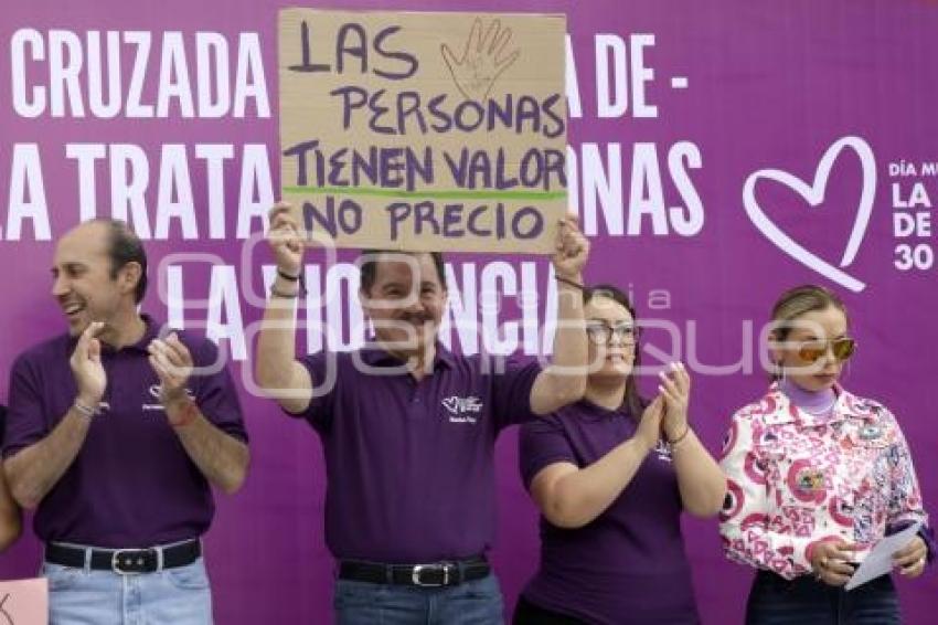 CARAVANA CONTRA LA TRATA