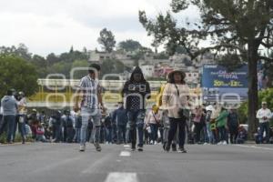 TLAXCALA . MANIFESTACIÓN . CIERRE VIALIDAD