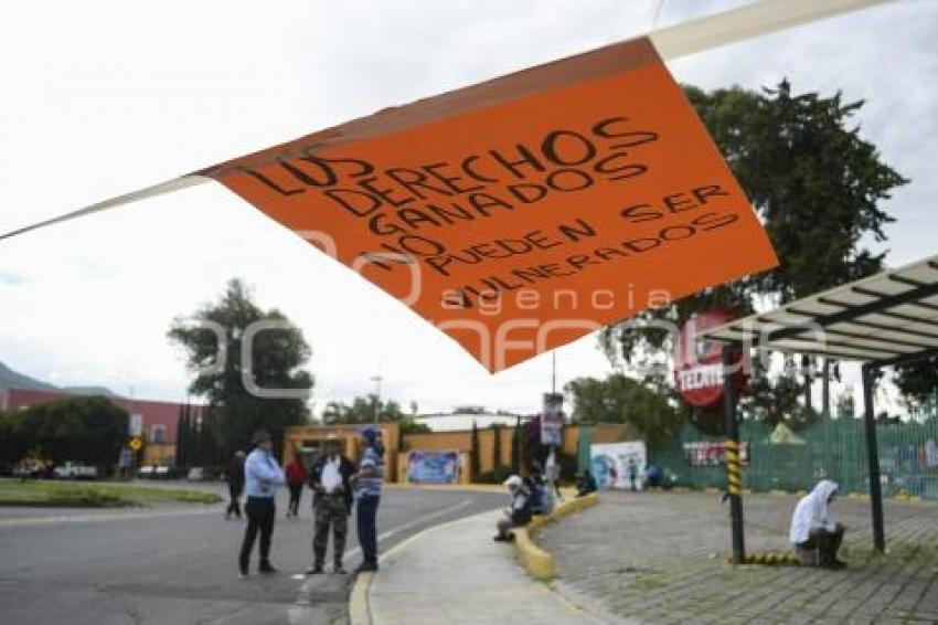 TLAXCALA . MANIFESTACIÓN . CIERRE VIALIDAD