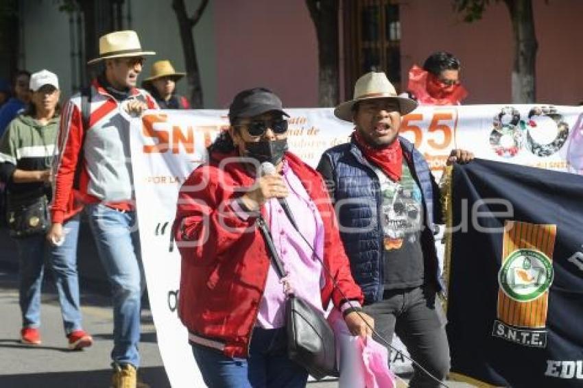 TLAXCALA . MANIFESTACIÓN SINDICATOS