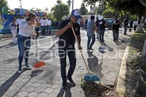 SAN ANDRÉS ES MI CASA Y YO LA LIMPIO