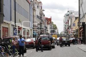 CALLE DOBLE SENTIDO . 3 PONIENTE