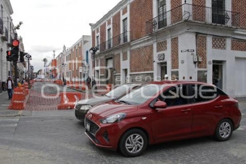 TRÁFICO . CALLE 16 DE SEPTIEMBRE