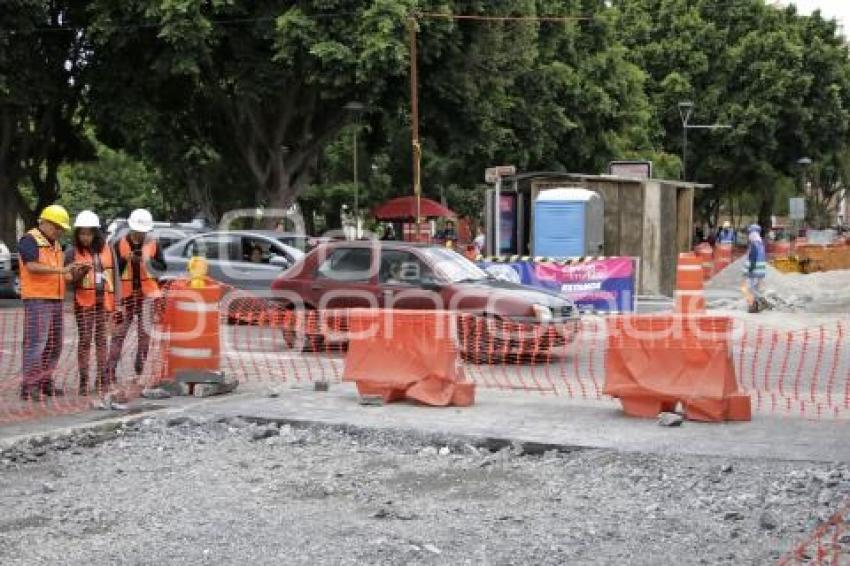 TRÁFICO . CALLE 16 DE SEPTIEMBRE