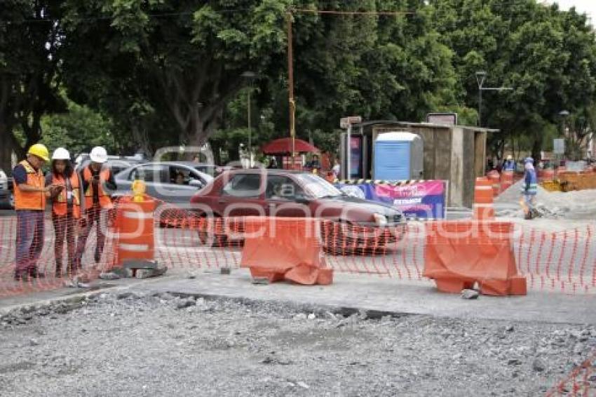 TRÁFICO . CALLE 16 DE SEPTIEMBRE 