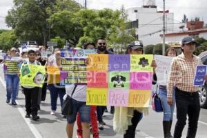 PROTESTA . MALTRATO ANIMAL