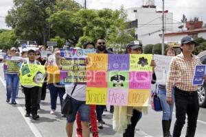 PROTESTA . MALTRATO ANIMAL