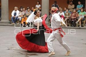 CULTURA . GRUPO FOLKLÓRICO MEZTLI