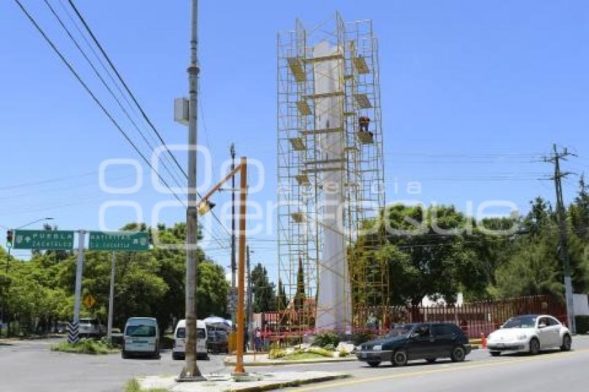 TLAXCALA . MANTENIMIENTO ESCULTURA ALFARO