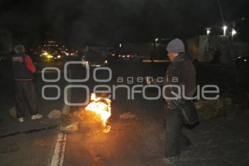 PROTESTA . VÍA CORTA