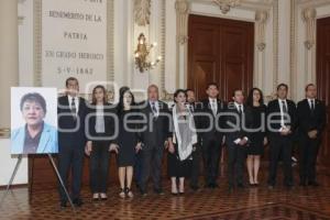 CEREMONIA LUCTUOSA . ANA LAURA MARTÍNEZ