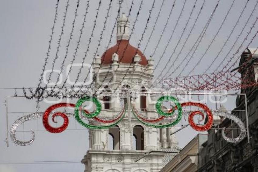 ADORNOS PATRIOS